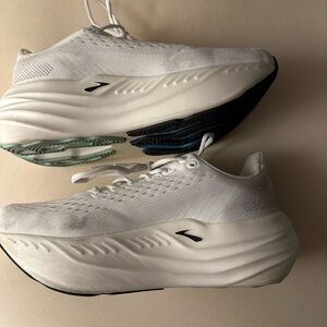 Women’s Brooks Glycerin Sneakers